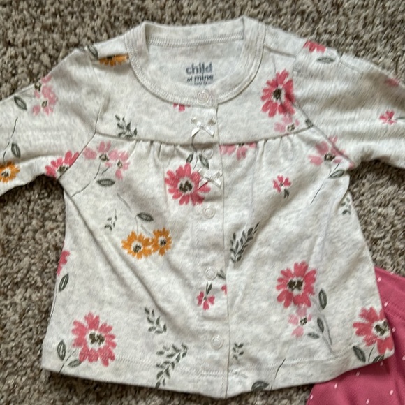 Matching Spring Set - Picture 2 of 5